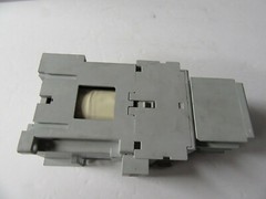 Allen Bradley Contactor 700-CF31OZ* Series A PLUS 100-F Series B – MET86