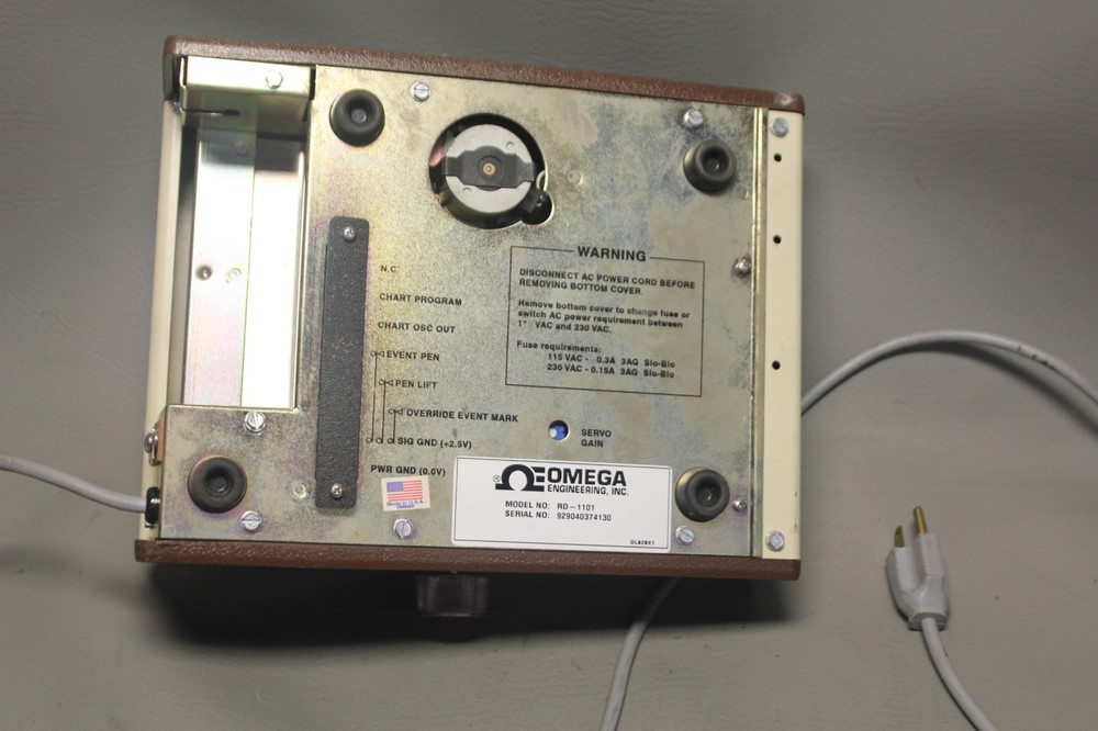 OMEGA ENGINEERING RD-1101 SINGLE CHANNEL 1mV to 5V INPUT FLATBED RECORDER