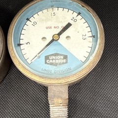 Pair Vintage Industrial Union Carbide Gauges – Made In USA – Upcycle / Steampunk