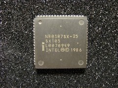 1pcs N80387SX-25 PLCC Arithmetic Processor RH