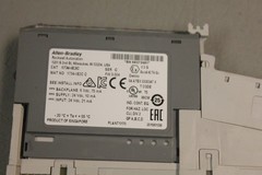 ALLEN BRADLEY 1734-IE2C SER C RTBS MB DIGITAL SINK INPUT MODULE