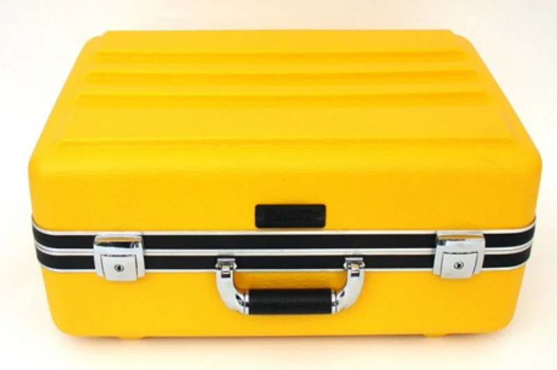 928TY-CB – PLATT LUGGAGE – DELUXE POLYETHYLENE TOOL CASE WITH CHROME HARDWARE –