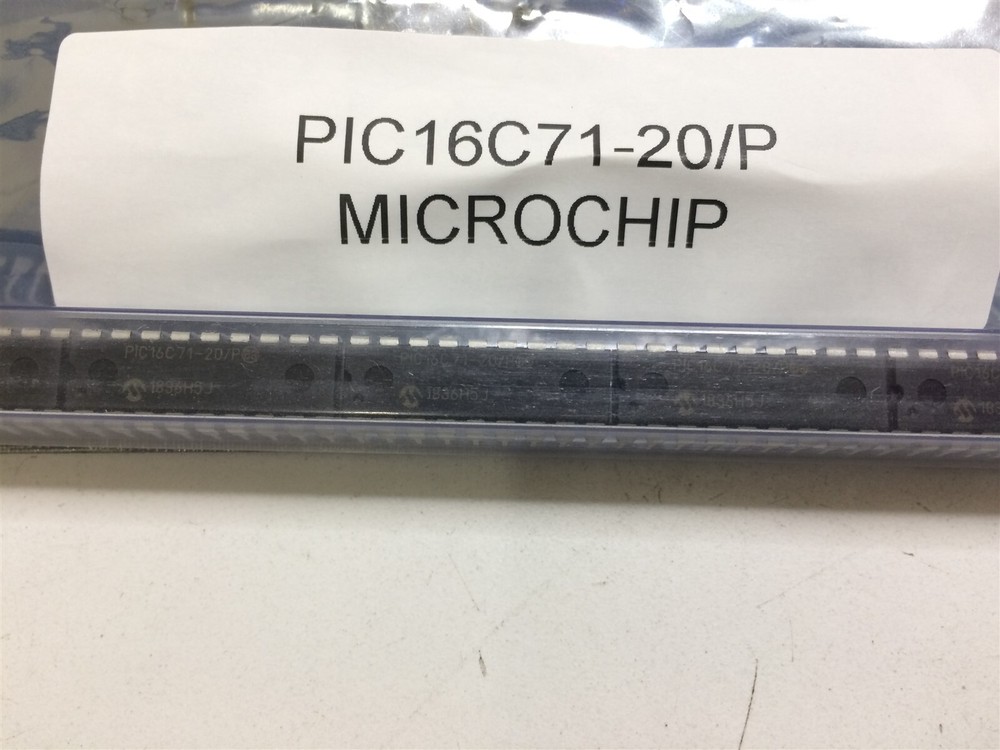 PIC16C71-20/P MICROCHIP IC MCU 8BIT 1.75KB OTP 18PIN PDIP ROHS 2 PIECES