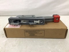 SQUARE D – 9422ATCN301 30A, 600V, no fuse 6 inch handle NEMA 4Disconnect Switch