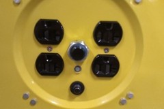 Lumapro 22M975 100 Ft L 120VAC 13 Max Amps 4 Outlet Extension Cord Reel