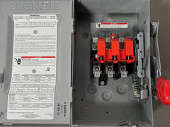 SIEMENS HNF361 30 AMP, 3P, NON FUSED HEAVY DUTY SAFETY SWITCH