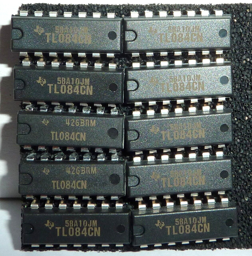 10 Texas Instruments TL084CN IC’s