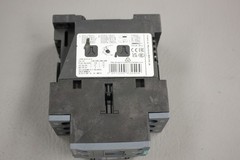 SIEMENS SIRIUS CONTACTOR 3RT2025-1KB40
