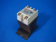 Fotek SSR-25 VA SSR25VA Solid State Module w/ Scratches w/ Heat Sink