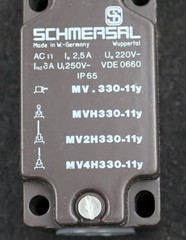 Schmersal position switch with roller plunger MVH330-11y 40x76x40mm (basic unit)