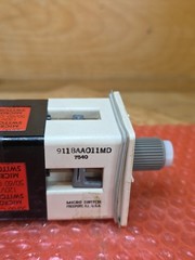 Micro Switch 911BAA011MD 3way Lighted Switch No Bulbs (New)
