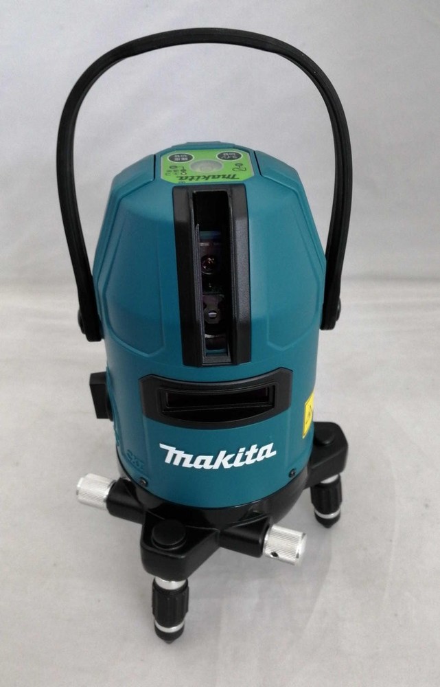 Makita SK10GD Laser Marker High-Visibility Green Laser with Case & Batteries
