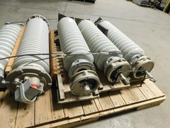 LOT OF 4 LAPP ARRESTER, INSULATOR M6433