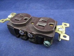 Arrow Hart 5262 Duplex Receptacle new