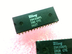 2pc Z8430APS ZILOG Z80A CTC 28 PIN DIP