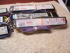 6 ELECTRONIC BALLASTS 2P59 T8, 2P60 T12, 2P28T5 RETIRED ELECTRICIAN