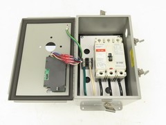 Eaton PTX 240-3Y201C-SD Surge Protector 200KA 220/277/480V 30A Breaker FDC 100K