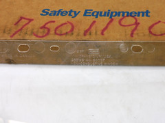 LOT OF 25 NORTH 60007 NON-CONDUCTIVE FACE SHIELD WINDOWS 0.55″ X 8″ CLEAR