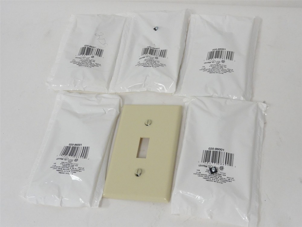 239051 New-No Box; Leviton 020-86001 Lot-6 Toggle Switch Wallplates; 1-Gang