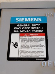 SIEMENS GNF321A 30A 240V Non Fused Disconnect. FreeShipL48