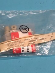 Lot of 8 VARIAN E59000003 STANDOFF SMITH CERAMIC, 185654
