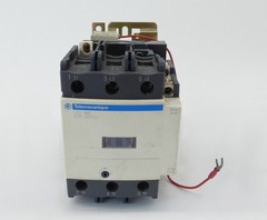 Telemecanique Schneider Electric LC1-D80 LP1-D8011 Contactor 3P 125A LA4