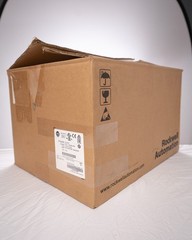 Brand New Allen Bradley PowerFlex 400 22C-B090A103 22kw/30HP VFD (open box)