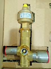 1PC- Danfoss ETS 100 034G0501 Electric expansion valve- Brand NEW