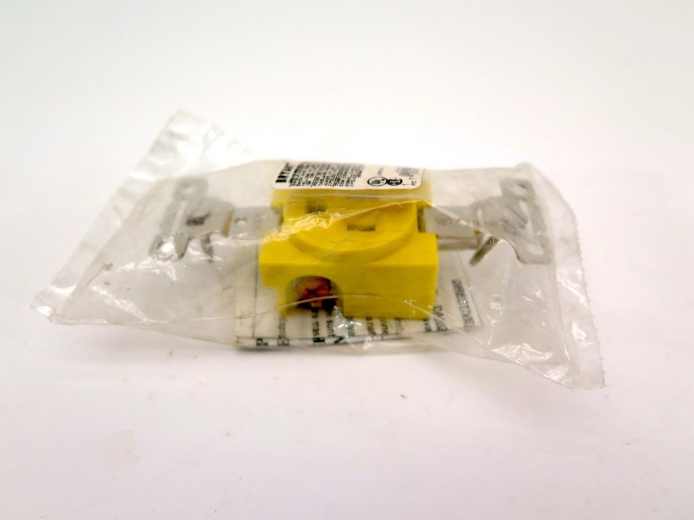 Bryant 5261CR Yellow Industrial Corrosion Resistant Receptacle 120V 15A