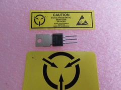LM320MP-12 National Semiconductor 3-Terminal Negative Regulator TO202-Pkg 2pcs