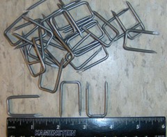 25 Steel 9/16″ x 1 1/4 ELECTRIC CABLE STAPLES 12/3 to 10/3 Romex BRISCON SN100