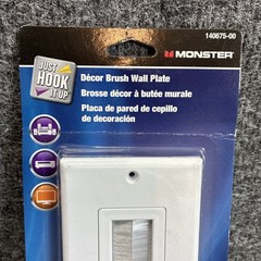 Monster Products 140675-00 Decor Brush Wall Plate White