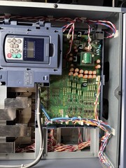 300 HP VFD TECO Westinghouse EQ7-4300-C 480 V 377A VFD EQ7 Series