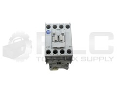 LOT OF 2 ALLEN BRADLEY 100-C09D*10 /A CONTACTOR 600VAC 25A