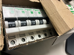 Schneider Electric M9F23101 Miniature Circuit Breaker FACTORY BOX OF 12 PCS