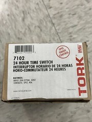 TORK 7102 24-HOUR TIME CLOCK