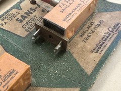 Sans-A-Fuse FA 3250-2 Circuit Breakers NOS! 6 pieces – Replaces Zenith 136-85