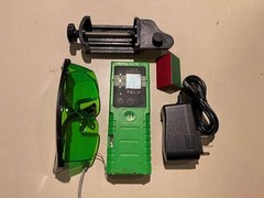 YAMASHIN GLZ-3 Green Laser Marker Indoor/Outdoor Used, with Accessories