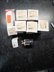 Lot 4 Cooper Arrow Hart CWL1030P 30A 125/250V L10-30P Twist Lock Plug