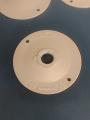 (10) Red Dot Round Aluminum Lampholder Cover 4-1/8″ Diameter, 1/2″ Single Hole