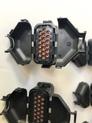 ITT Cannon 130408-0000 Rectangular connector SLEB19P-4S 6 pcs.