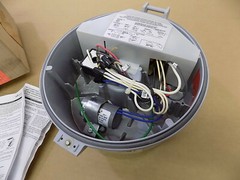 NEW COOPER CROUSE-HINDS HIGH PRESSURE SODIUM BALLAST FIXTURE – VMVS100/MT