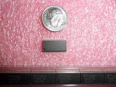 SSC IC D-TYPE BUS INTERFACE 48-PIN SSOP (1 PER LOT)