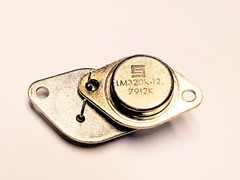 LM320K-12 “Original” Solid State 12V 1.5A Negative Voltage Regulator 2 pcs