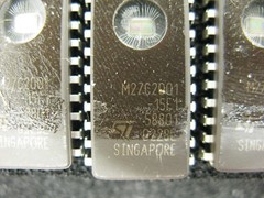 (Lot of 10) ST M27C2001-15F1 2 Mbit (256Kb x 8) UV EPROM