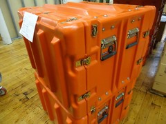 30-9554100 HARDIGG Custom 27x21x20.5″ case w/ 3″ lids on top and bottom NEW