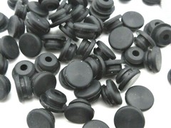5/16” Rubber Panel Plug, Knockout Plug, Fits 1/16” Thick Materials 25 per Pack