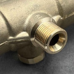 1Pcs New For VB350 pressure regulating valve 350 kg 39MPa 40L/min