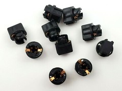 Lot of 30 CEC Replacement Sockets For T1-1/2 Twist Lock Wedge Base Lamp Sockets