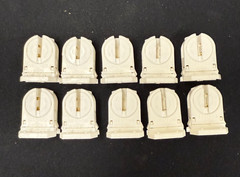 10pk – Leviton 23654-SNP – T5 Fluorescent Shunted Snap-in Socket (LH0750)